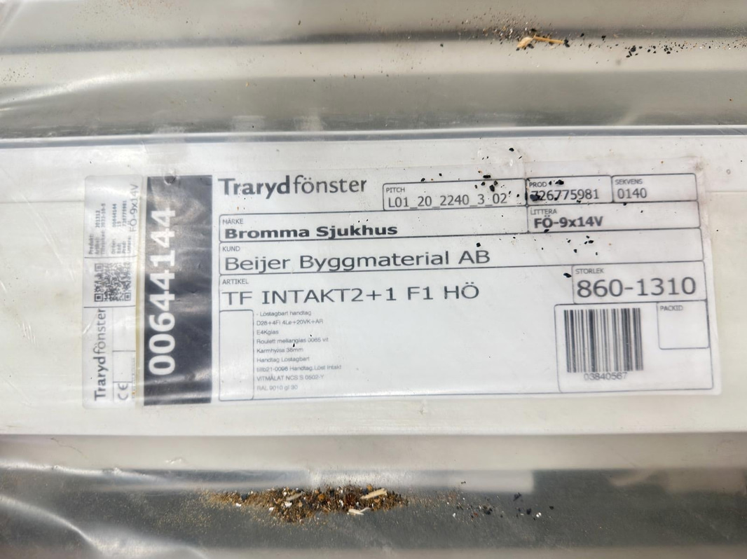 4 st. Fönster Trarydfönster, 860x1310