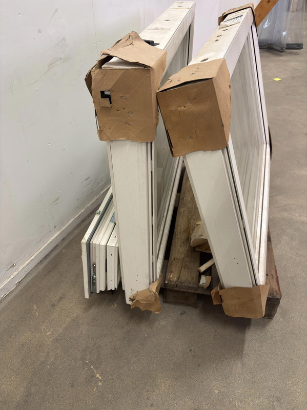 3 Traryd windows, different sizes