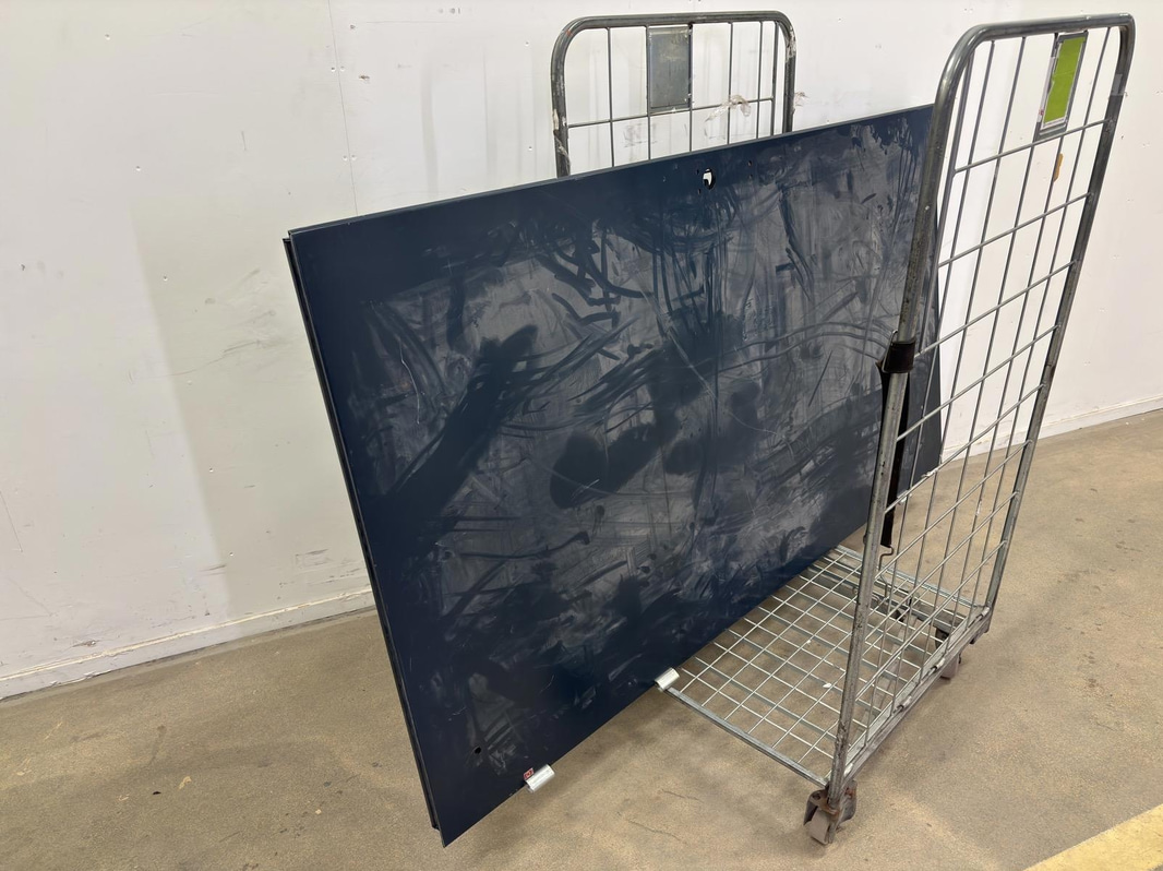 Daloc metal door
