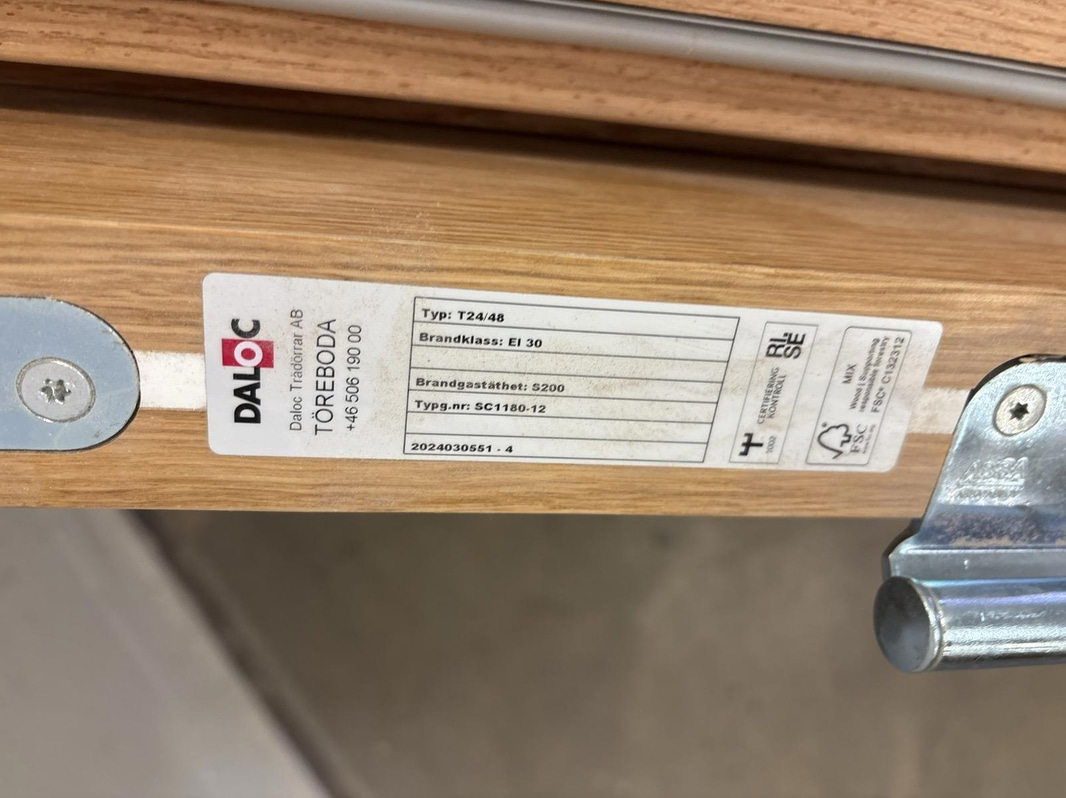 Lot of Swedoor and Daloc Töreboda doors