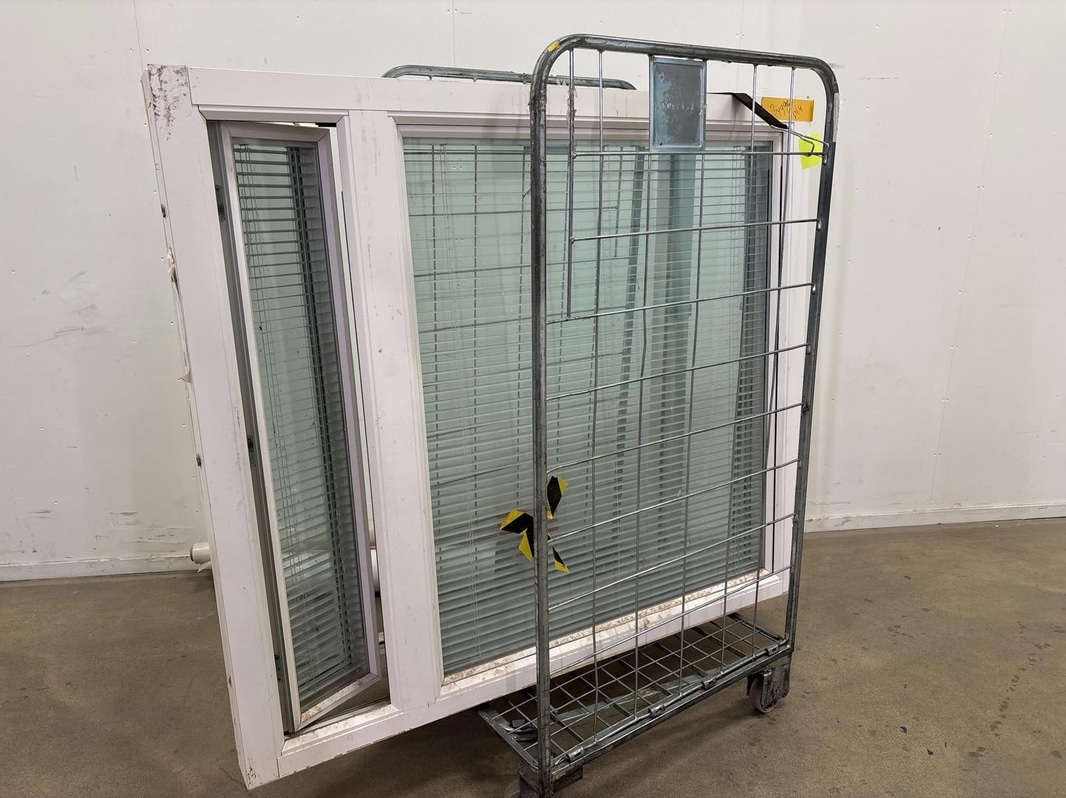 2 pcs. Traryd Windows