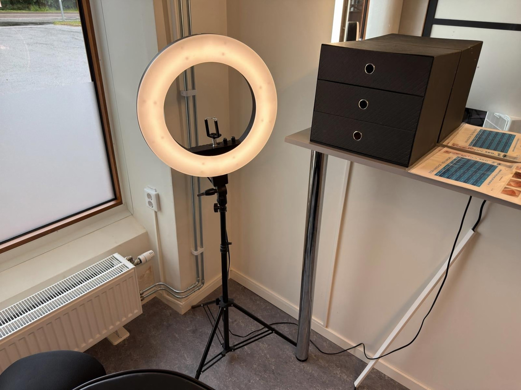 Behandlingsrum med elektrisk behandlingsstol m.m.
