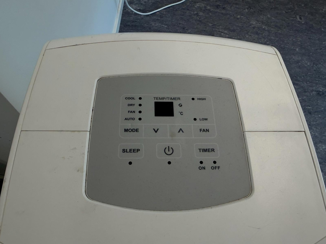 Nagelstation, AC, vägg-tv m.m.