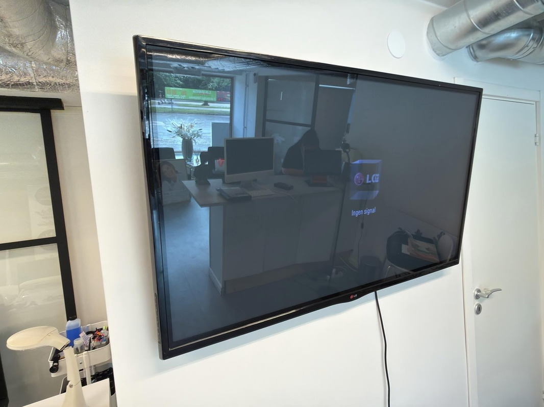 Nagelstation, AC, vägg-tv m.m.