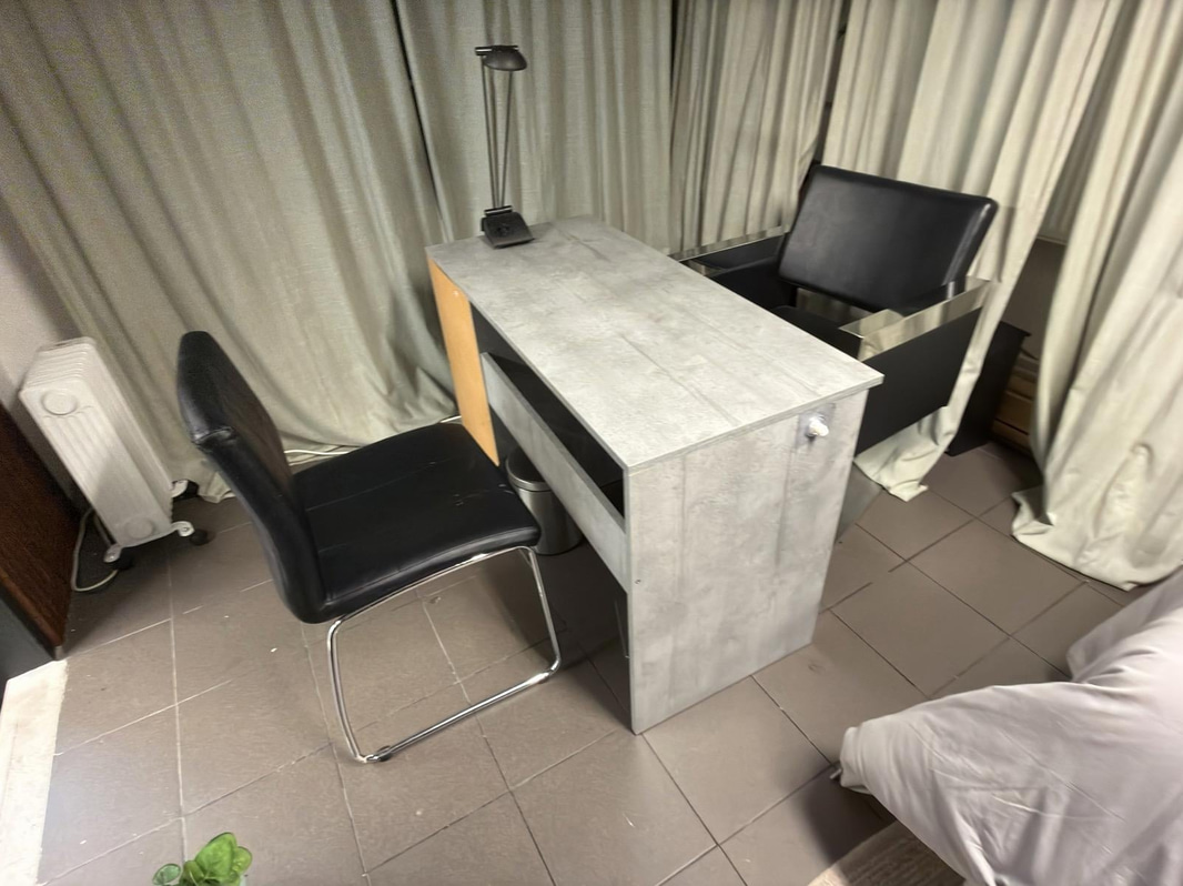 Hair treatment room, etc.