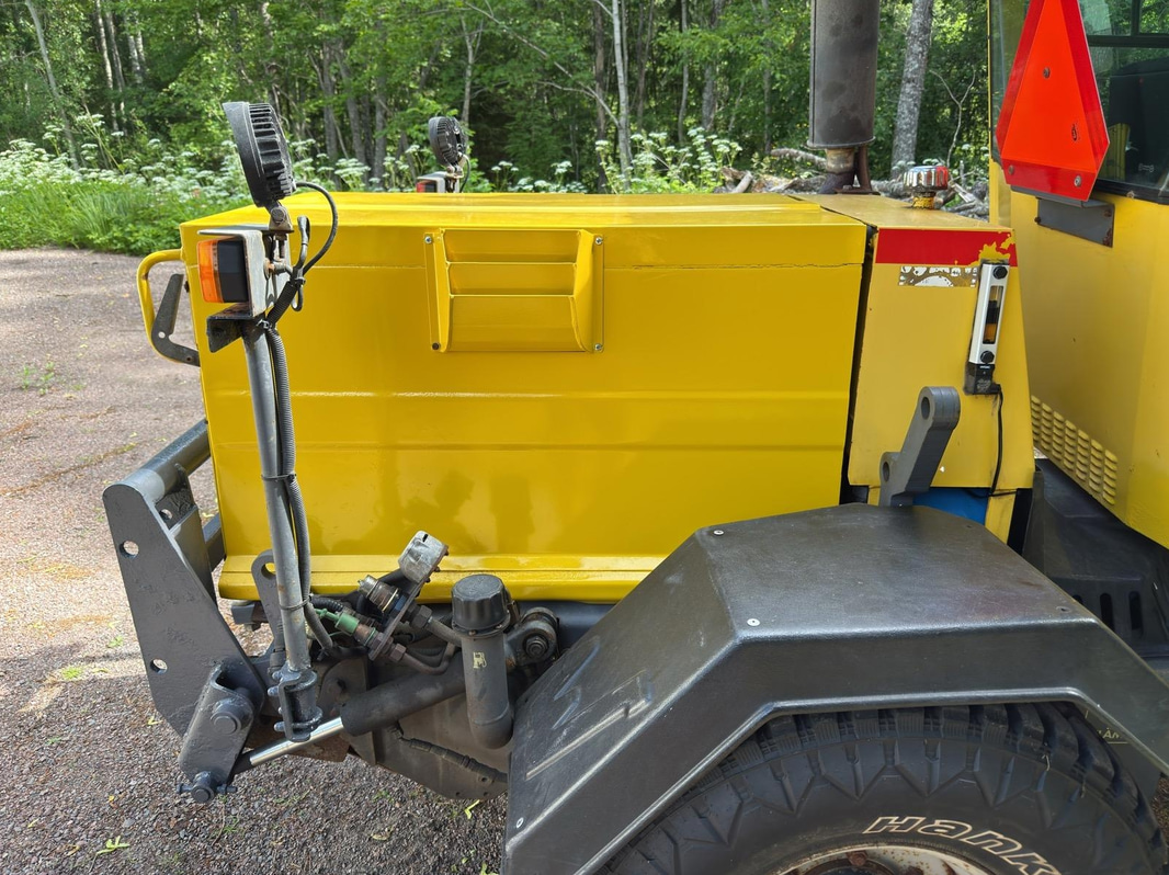 Wille 455 Tool Carrier | 5 attachments | 5259h | 2001