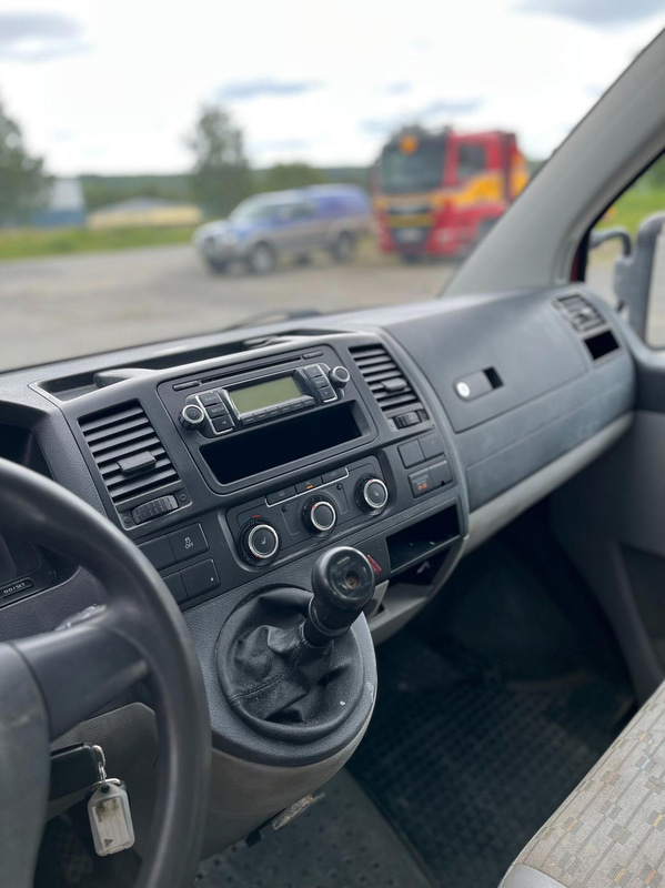 Flakbil Volkswagen Transporter Chassi Dubbelhytt 2.0 TDI -2010