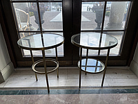2 st. Soffbord i glas och mässing
