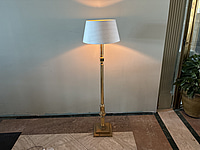 Golvlampa