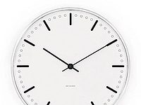 Väggklocka Arne Jacobsen City Hall 29 cm. Ord. pris inkl. moms: ca 3699 kr.