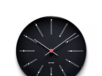 Väggklocka Arne Jacobsen Bankers, svart. Ord. pris inkl. moms: ca 2999 kr.