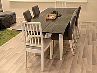 Köksbord och 7 st. stolar