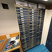 3 st. Bankfack Rosengren, tillhörande lådor, ej komplett