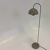 Golvlampa & Tradition Flowerpot VP12 Verner Panton. Ord. pris inkl. moms: ca 5223 kr