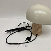 Skrivbordslampa Fritz Hansen Night Owl. Ord. pris inkl. moms: ca 3299 kr.