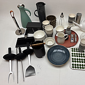 Parti med diverse köksprodukter från bland annat Eva Solo, Vipp, Design House Stockholm, Born in Sweden, Solstickan m.m