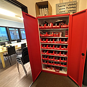 Plåtskåp med tillbehör HILTI