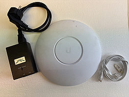 Accesspunkt Ubiquiti AP AC Pro inkl. 48V PoE injektor