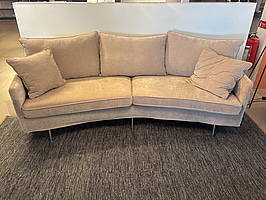 Soffa Ord. Sits, pris inkl. moms: ca 25 000 kr