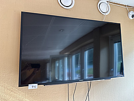 TV apparat SONY Bravia ca 46 tum med fjärrkontroll