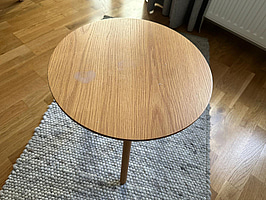 Litet träbord Diameter 40, H 40 cm