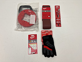 PARTI MED DIVERSE VERKTYGSTILLBEHÖR MILWAUKEE