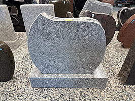 Gravsten | 72x13x76 cm