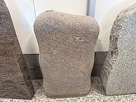 Gravsten | 50x17x85 cm