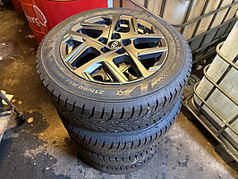 4 st vinterhjul Kumho Wintercraft 215/60R17 | Hyundai Kona