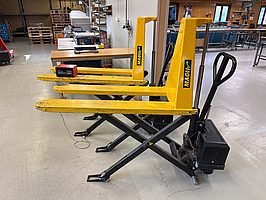 2 st höglyftande palldragare Mach Lift