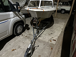 Båt Uttern Favorit 510, på trailer