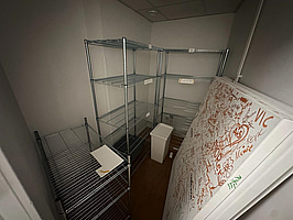 5 st hyllor, Ikea Omar