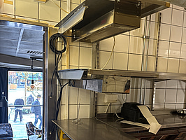 2 st. Värmelampor Stayhot, inkl. 3 st. hyllor