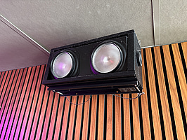 2 st. Led-ljus AdJ Encore Burst 200