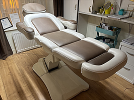 Behandlingsstol Astomed JCHV35-04, elektrisk justerbar