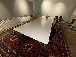 Större konferensbord Pedrali Arki