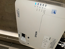 Epson EB-1985 projektor