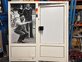 Innedörrsparti i aluminium