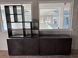 Bokhylla med underskåp