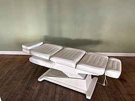 Behandlingsstol, höj- och sänkbar