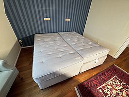 Dubbelsäng inkl. bäddmadrasser Hypnos