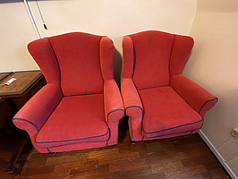 2 st. Fåtöljer, röd
