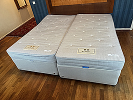 Dubbelsäng Hypnos, inkl. bäddmadrass