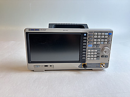 Spectrum Analyzer, Bench top