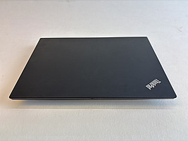 Bärbar dator Lenovo ThinkPad T14 Gen 2. OBS! Inget OS