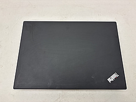 Bärbar dator Lenovo ThinkPad T14. OBS! Repad skärm