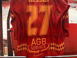 #27 NILSSON - Signerad matchtröja oktoberfest - Kalmar HC