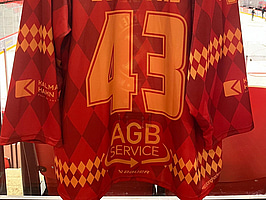 #43 ECKMYHL - Signerad matchtröja oktoberfest - Kalmar HC