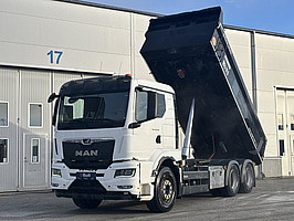 Schaktbil MAN TGS 28.360 6X2-2 BL CH -2023 | Sörling Goldstar