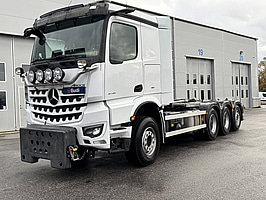 Tridemväxlare Mercedes-Benz Arocs 3751 -2023 | JOAB 24 ton | Plogutrustad